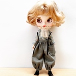 ネオブライスサイズのお洋服　リネンの吊りパンツ