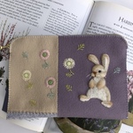 🐰felt  de  patchworkうさぎのお薬手帳ケース🐰