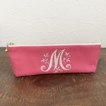 イニシャル刺繍のペンケース（M）