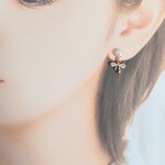 シールピアス   ジルコニア リボン