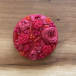 ビーズ刺繍くるみボタン（ヘアゴム/ブローチ）