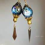 星降る魔法の歯車ランタンの三日月のスチームパンク ピアス　イヤリング★球体宇宙レジン　メンズアクセサリーにも★