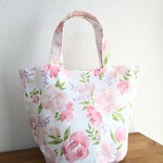 丸底トートバック✱春夏色薔薇柄