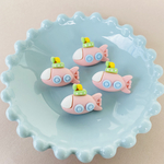 【新作ボタン】可愛い乗り物シリーズ 可愛いピンクの潜水艦のボタン☆1セット4個入り！入園グッズの装飾にオススメです☆