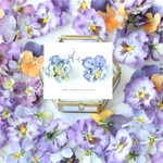 YOU made⚮̈ビオラ 耳飾り《purple×White》樹脂ノンホールイヤリング