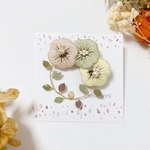 【再販】春色ペールカラーのお花刺繍リースブローチ【受注製作】