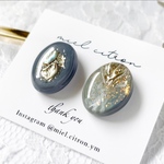 Blue grayオーバル𖧧ニュアンスピアス/イヤリング