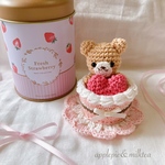 ♡ピンクマカロン♡ちいさなあみぐるみ＊くまちゃんinカップケーキ＊バレンタイン＊