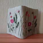 北欧風ガーデン刺繍の文庫本サイズのブックカバー