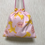 キリン柄の巾着袋Ｃ❤︎内布有り❤︎