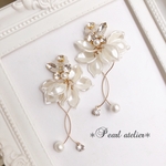 艶パール花びら♡クリスタルビジューフラワーピアス