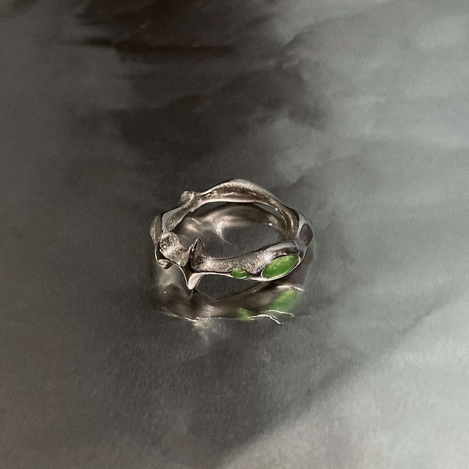 silver sparkles ring