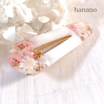 White and pink flowerのヘアクリップ　ギフト　誕生日プレゼント　バースデープレゼント　花　フラワー　ピンク　