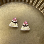 【純喫茶mimi】プリンの刺繍耳飾り