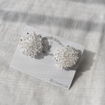 【イヤリング / ピアス】ビーズ刺繍アクセサリー　ビーズイヤリング　ビーズピアス　ビーズ刺繍ピアス　ビーズ刺繍イヤリング　シルバー　クリア　小ぶり　大ぶり　結婚式　ウエディング