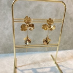 ハンドメイド　ゴールド　フラワーチェーン　イヤリング　ピアス