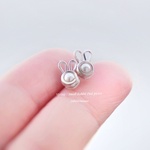春/ Small Rabbit Post pierce/樹脂オメガイヤリング