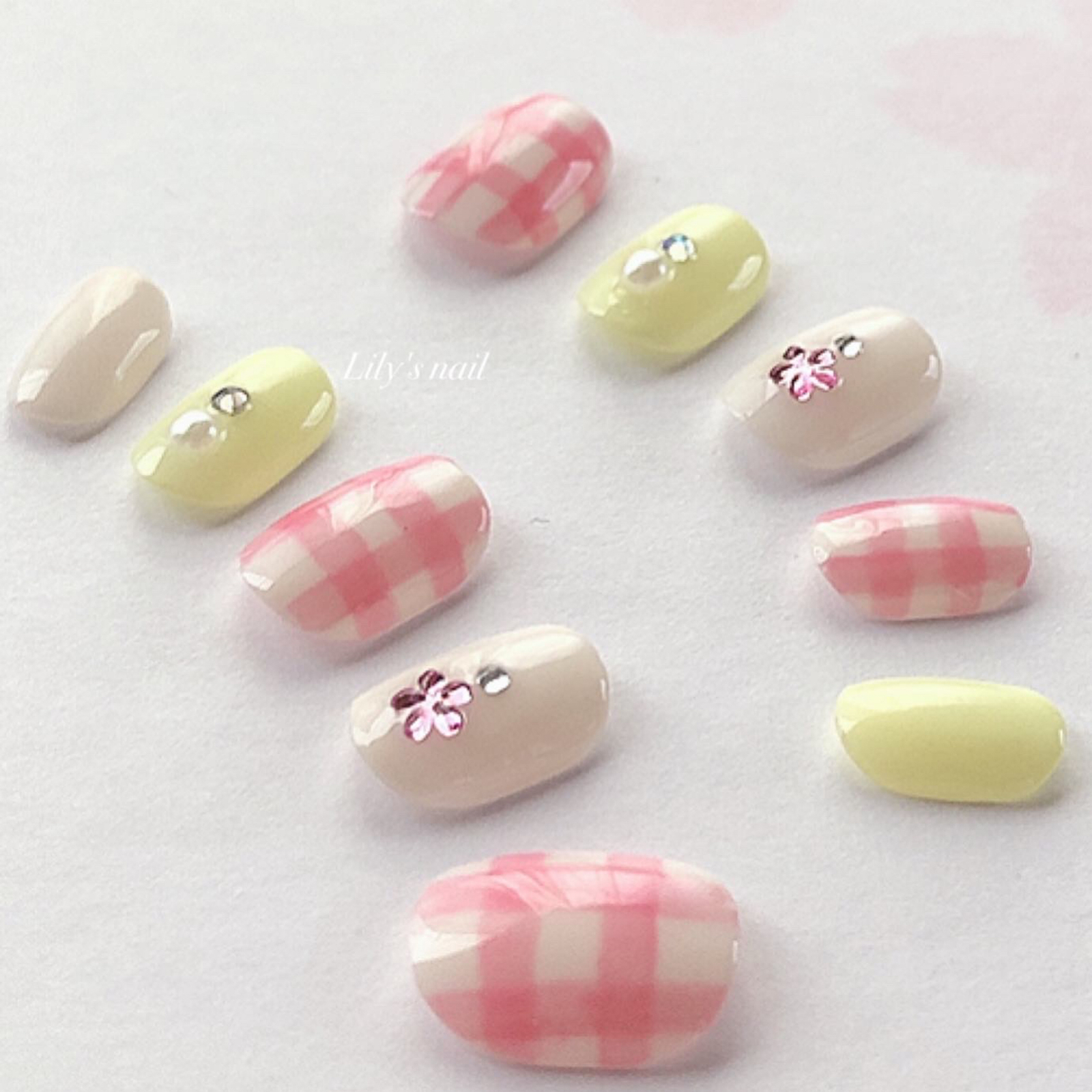 ネイルチップ 現品 オーダー かわいい 春 夏 ギンガムチェック チューリップ ネイルチップ 現品 オーダー かわいい 春 夏 ギンガムチェック