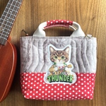 ウクレレを弾くねこのバッグインバッグ