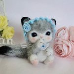 アッシュグレーのおしゃぶり にゃんこ  ～ 水色のカチューシャ ～