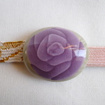 練り上げ紫薔薇の帯留め