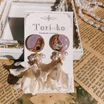 ふわふわ花弁と宝石💎の2wayピアス