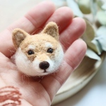 柴犬のブローチ 羊毛フェルト