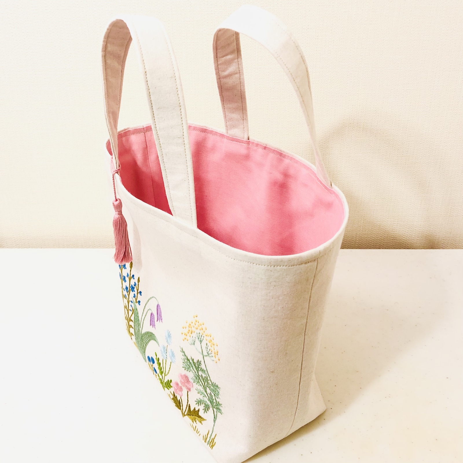 刺繍 野原模様 トート バッグ ＜生成り＞ トートバッグ 和装