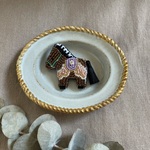 《１点もの》ビーズ刺繍・馬のブローチ（ブラウン）
