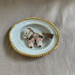 《１点もの》ビーズ刺繍・馬のブローチ（ホワイト）