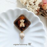 くまさんのアンティーク調ブローチ❇〔ビーズ刺繍 ヴィンテージ レトロ 帯飾り アニマル 動物 アクセサリー ぽ〕