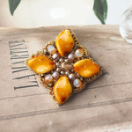 ＜ブローチ＞ビーズ刺繍★モチーフレースブローチ（ブラウン/キャラメル/大人ブローチ/大人カラー）