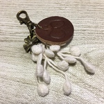 レザーミニチャーム 北欧 バタフライ レース ブラウン