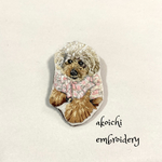 kuuku様オーダー品☆犬の手刺繍のブローチ