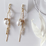[イヤリング変更可]パール×ゴールドビジュー ロングピアス イヤリング