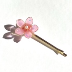 桃の花のヘアピン