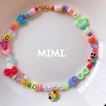 カラフルニコフラワーチャーム付き🌼ビーズネックレス🌈ビーズチョーカー♾⭐️/MIMI.