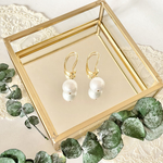 ピアス　シャイニーパールピアス