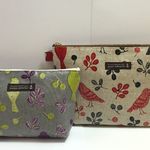「mama-chiさまオーダー品」小鳥とベリー　北欧調ラミネートポーチ　グレー