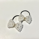 再販！！　フォーマルにもおすすめ♡ キラキラ　パール　ビーズ　リボン　ベビー　キッズ　ヘアゴム