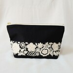 インド刺繍リボンポーチ✤ブラック&ホワイトリボン花柄