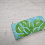 Ｌ字ファスナー長財布  spring green アンスリウム【マチ付き♪】　ハワイアンキルト