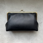 レザーがま口ポーチ