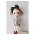 【受注製作】ドール服 blythe outfit ブライスアウトフィット ボリュームスリーブコーデュロイミニワンピース（ピンクグレージュ）＆ミニバッグのセット