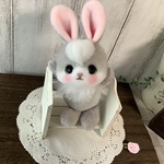 薔薇のお花の にぎにぎ ベビーうさぎ　☆ ネザーランドドワーフ　もふもふ 羊毛フェルト ぬいぐるみ うさぎ
