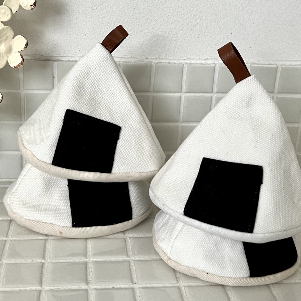 ⭐️専用⭐️ ① 三角鍋つかみ　布バスケット　ポーチ　おにぎり入れ ⭐️専用⭐️ ① 三角鍋つかみ 布バスケット ポーチ おにぎり