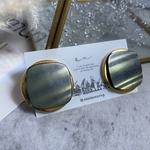 ポーランド輸入ヴィンテージ﻿ボタンピアス/イヤリング