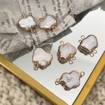 ふわふわ蝶々淡水パールコネクター1個♡