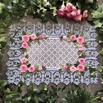 レース編みのドイリー・薔薇のスクエア(水色)   50 X 35 cm