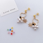 推しカラーのスワロフスキー♡小粒パールとハートの冬ピアス イヤリング ハンドメイド
